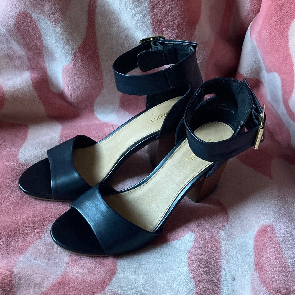 Merona Black Ankle Strap Sandals